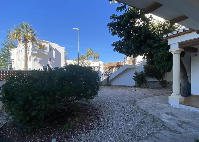 Primera Linea De Playa, Bahia Azul 41-b